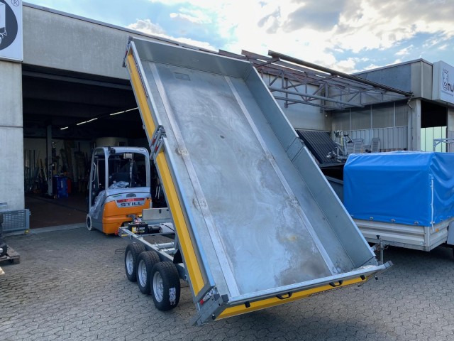 Brian James Cargo Tipper Heckkipper 3-achs, 526-4020-35-3-12, 4000 x 2000 x 300 mm, 3,5 to. - Remolque volquete: foto 3 Brian James Cargo Tipper Heckkipper 3-achs, 526-4020-35-3-12, 4000 x 2000 x 300 mm, 3,5 to. - Remolque volquete: foto 3