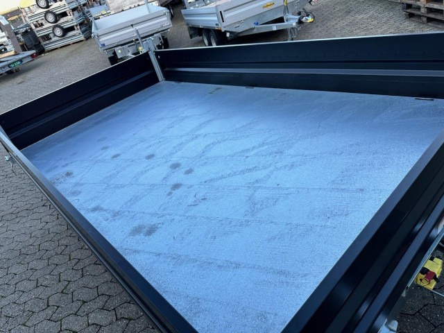 Humbaur 3-Seitenkipper HTK 3500.31 Alu black edition , 3140 x 1750 x 350 mm, 3,5 to. - Remolque volquete: foto 4 Humbaur 3-Seitenkipper HTK 3500.31 Alu black edition , 3140 x 1750 x 350 mm, 3,5 to. - Remolque volquete: foto 4