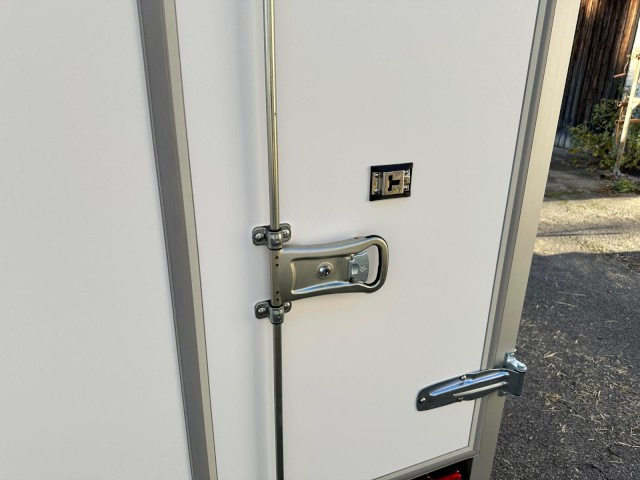 Remolque caja cerrada nuevo Humbaur Koffer HK 152515-15P FlexZurr 1,5 t. 2510 x 1310 x 1520 mm: foto 10