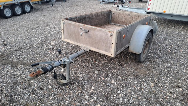 Tieflader Holz 1,2 to., 1750 x 1060 x 380 mm - Remolque de coche: foto 4 Tieflader Holz 1,2 to., 1750 x 1060 x 380 mm - Remolque de coche: foto 4