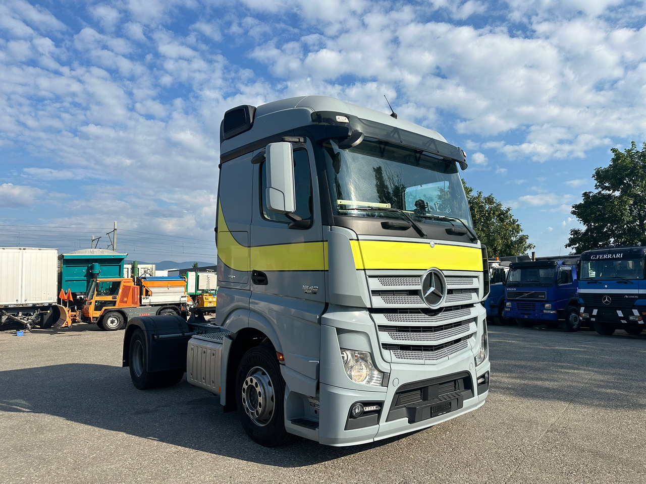 Mercedes Actros 18.48 18.41 18.40 18.44 18.46 18.45 18.42 18.48 - Cabeza tractora: foto 2 Mercedes Actros 18.48 18.41 18.40 18.44 18.46 18.45 18.42 18.48 - Cabeza tractora: foto 2