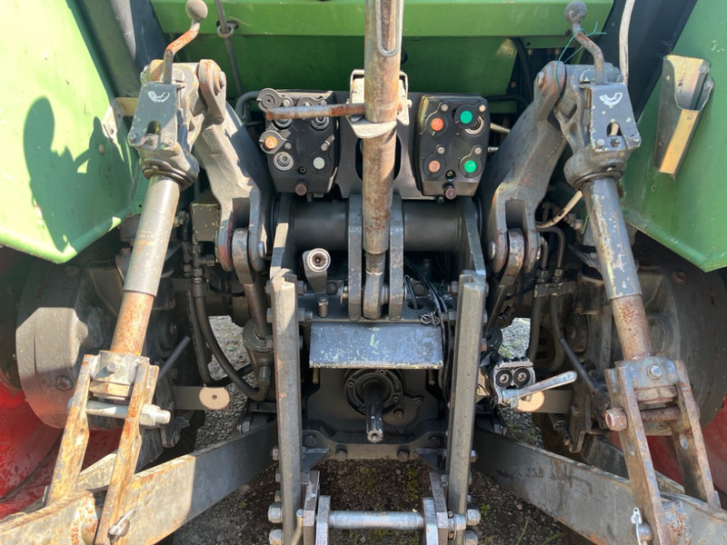 Fendt Favorit 514 C - Tractor: foto 4 Fendt Favorit 514 C - Tractor: foto 4