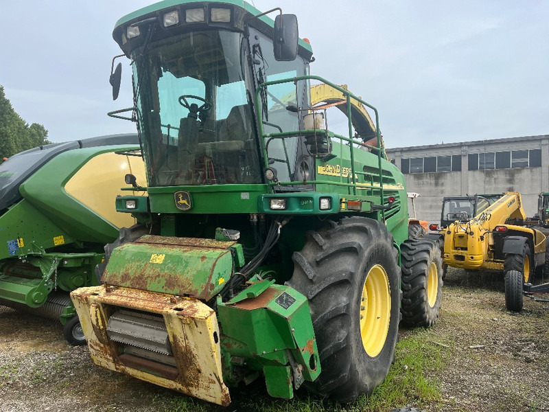 John Deere 7700 - Cosechadora de forraje: foto 2 John Deere 7700 - Cosechadora de forraje: foto 2