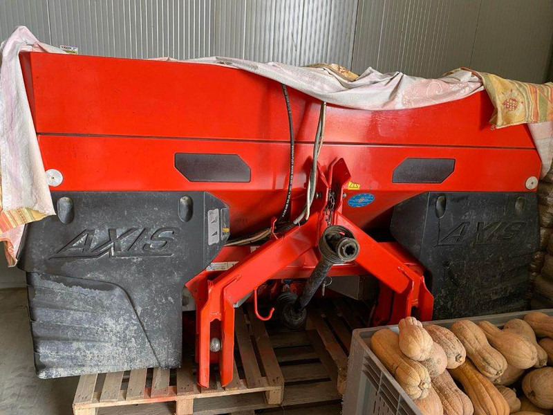 Kuhn Axis 40.1 W - Esparcidor de fertilizantes: foto 1 Kuhn Axis 40.1 W - Esparcidor de fertilizantes: foto 1