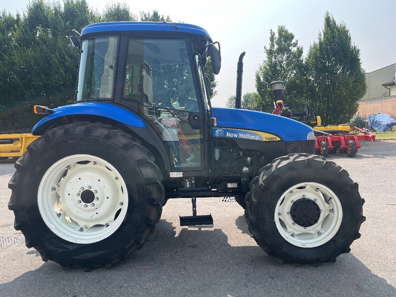 New Holland TD 90 D - Tractor: foto 4 New Holland TD 90 D - Tractor: foto 4