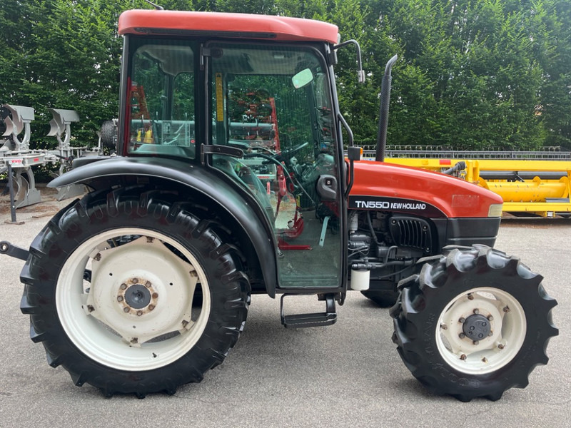 New Holland TN 55 D - Tractor: foto 4 New Holland TN 55 D - Tractor: foto 4