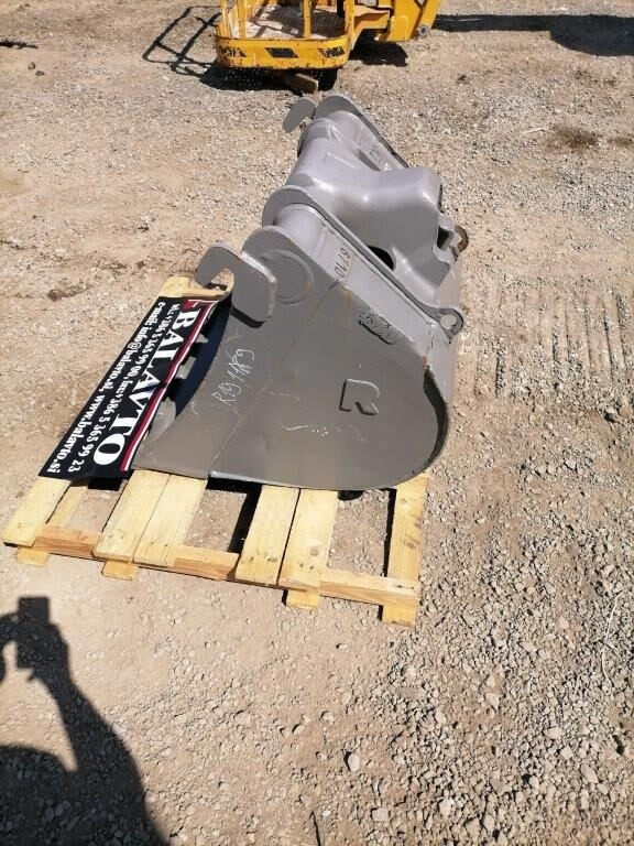Digging bucket 700 mm - Cazo para excavadora: foto 3 Digging bucket 700 mm - Cazo para excavadora: foto 3