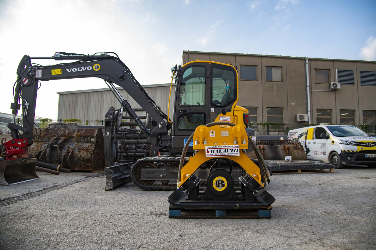 Plate compactor Vibro BAT08 - Implemento para Excavadora: foto 2 Plate compactor Vibro BAT08 - Implemento para Excavadora: foto 2