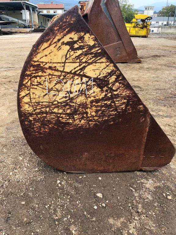 Loader bucket 2350 mm for Volvo BM4600 - Cazo cargador: foto 3 Loader bucket 2350 mm for Volvo BM4600 - Cazo cargador: foto 3