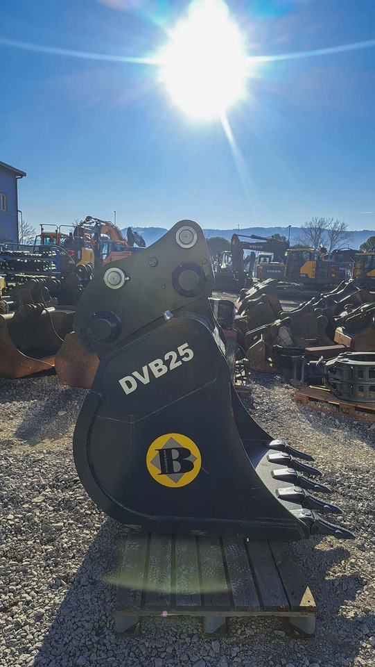 Screening bucket DVB25 1200 mm UNI80 for 18-22 ton excavators - Cuchara para clasificación para Excavadora: foto 5 Screening bucket DVB25 1200 mm UNI80 for 18-22 ton excavators - Cuchara para clasificación para Excavadora: foto 5