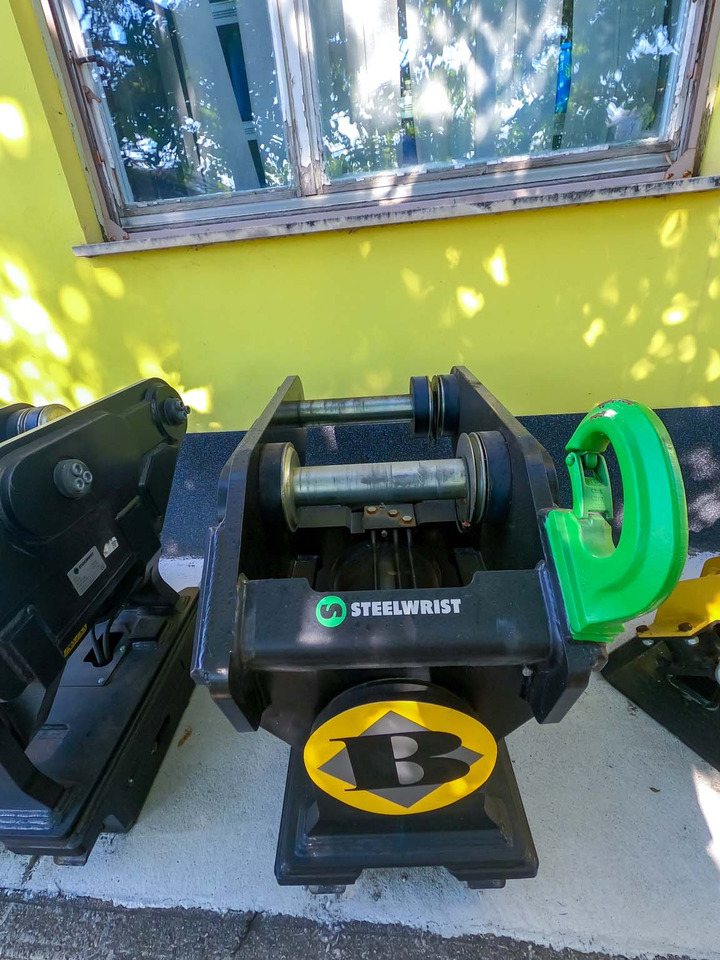 Steelwrist 240/S70 FPL tiltrotator - Rotor basculante para Maquinaria de construcción: foto 3 Steelwrist 240/S70 FPL tiltrotator - Rotor basculante para Maquinaria de construcción: foto 3