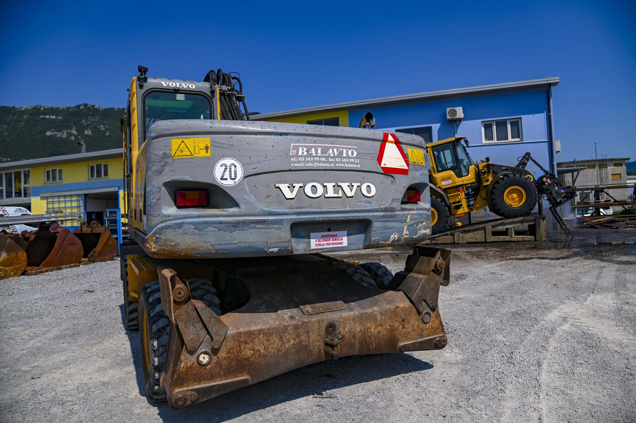 VOLVO EW180B - Excavadora de ruedas: foto 5 VOLVO EW180B - Excavadora de ruedas: foto 5
