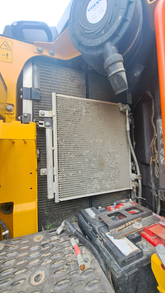 VOLVO EWR150E - Excavadora de ruedas: foto 2 VOLVO EWR150E - Excavadora de ruedas: foto 2