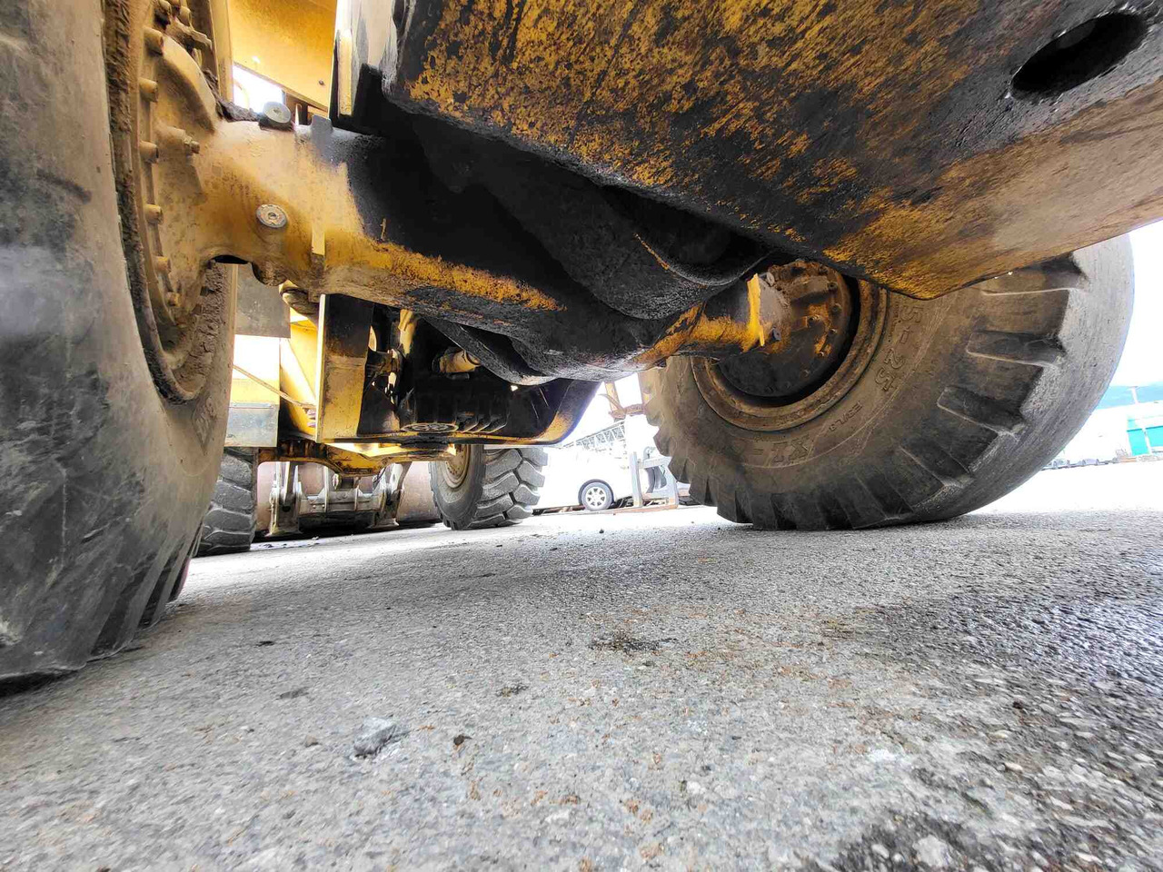 Volvo rear axle - Eje posterior para Cargadora: foto 1 Volvo rear axle - Eje posterior para Cargadora: foto 1