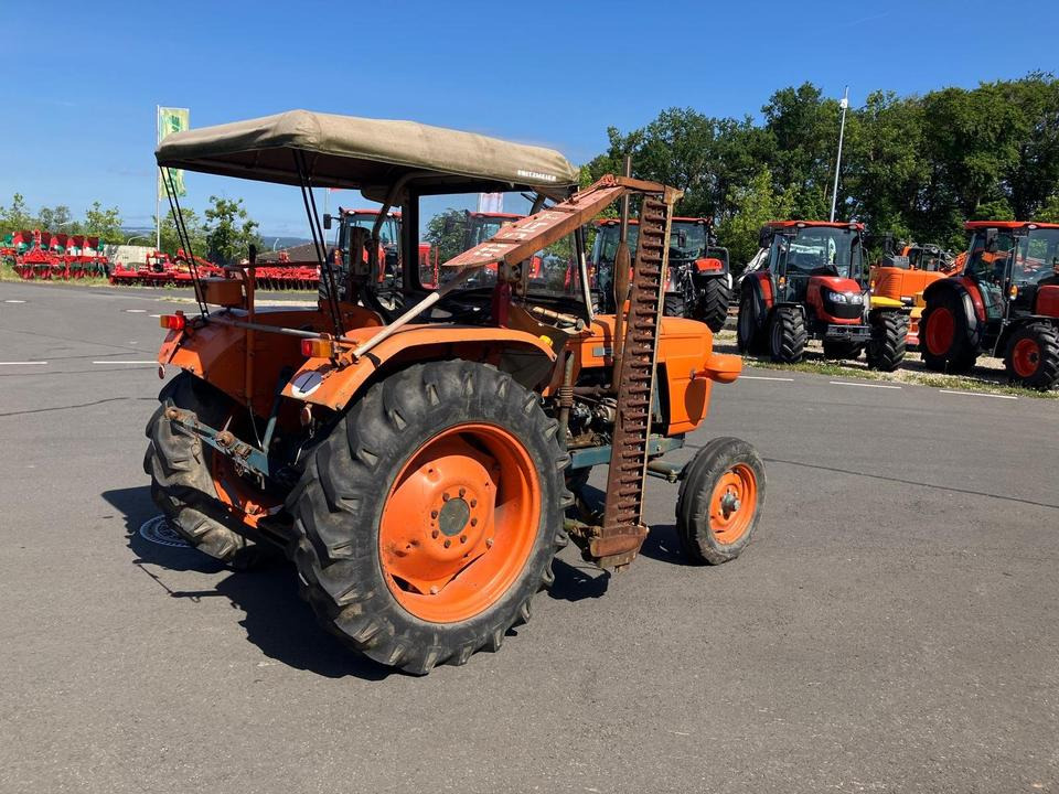 Traktor Fiat 315 Oldtimer mit Mähwerk Baujahr 1968 - Tractor: foto 2 Traktor Fiat 315 Oldtimer mit Mähwerk Baujahr 1968 - Tractor: foto 2