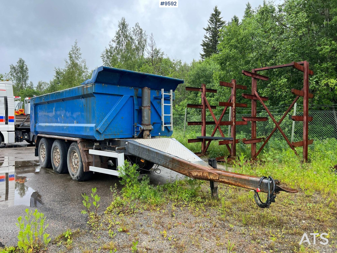 3-axle gravel trailer Alhu - Remolque volquete: foto 1 3-axle gravel trailer Alhu - Remolque volquete: foto 1