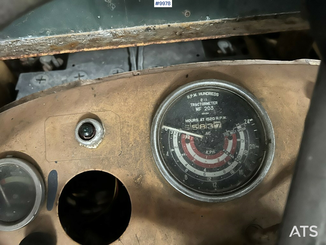 Tractor Backhoe loader- MASSEY-FERGUSON 203: foto 20