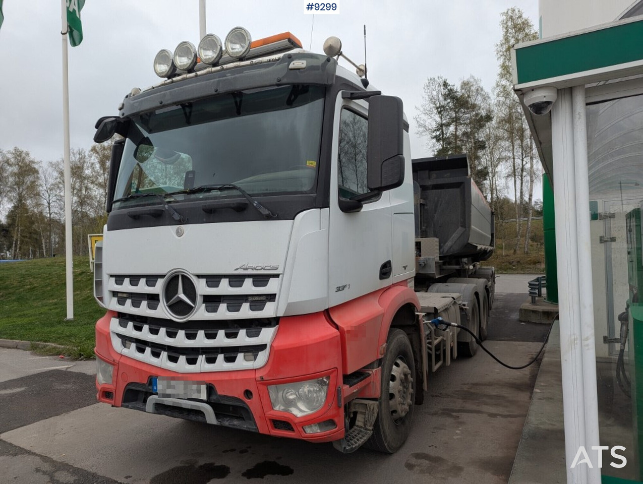 Tractor Unit Mercedes-Benz Arocs 3351 6x4 with tipper trailer - Cabeza tractora: foto 1 Tractor Unit Mercedes-Benz Arocs 3351 6x4 with tipper trailer - Cabeza tractora: foto 1