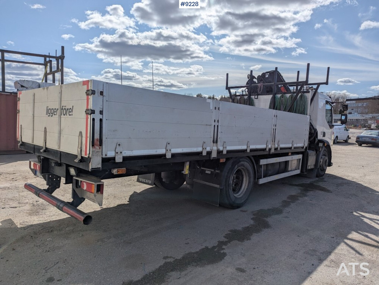 Crane Truck Volvo FL 280 4X2 with HIAB XS 144 E-5 crane (SEE VIDEO) - Camión grúa: foto 4 Crane Truck Volvo FL 280 4X2 with HIAB XS 144 E-5 crane (SEE VIDEO) - Camión grúa: foto 4