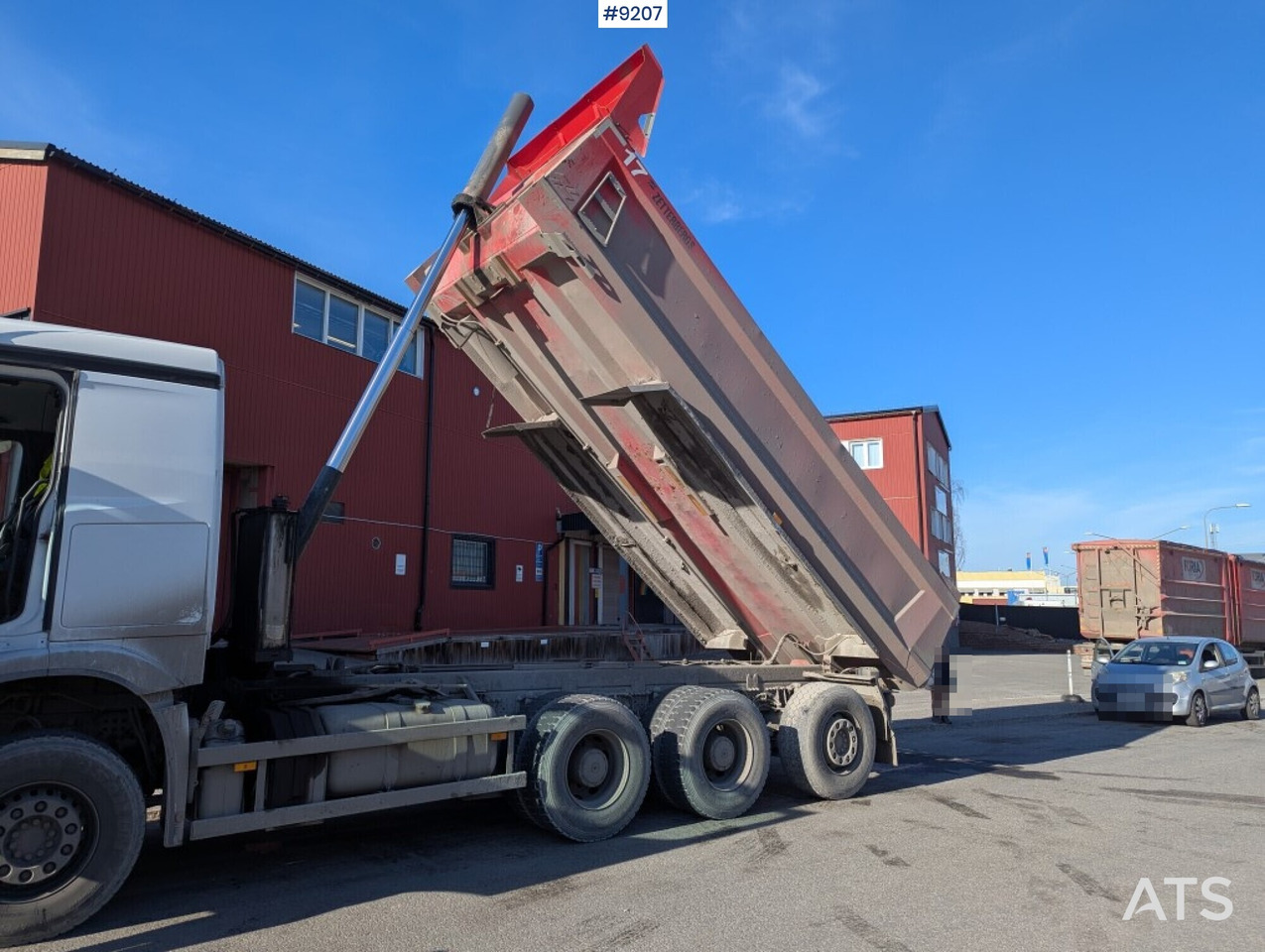 Dump / tipper truck Mercedes Benz Arocs 3253 8X4 - Camión volquete: foto 5 Dump / tipper truck Mercedes Benz Arocs 3253 8X4 - Camión volquete: foto 5