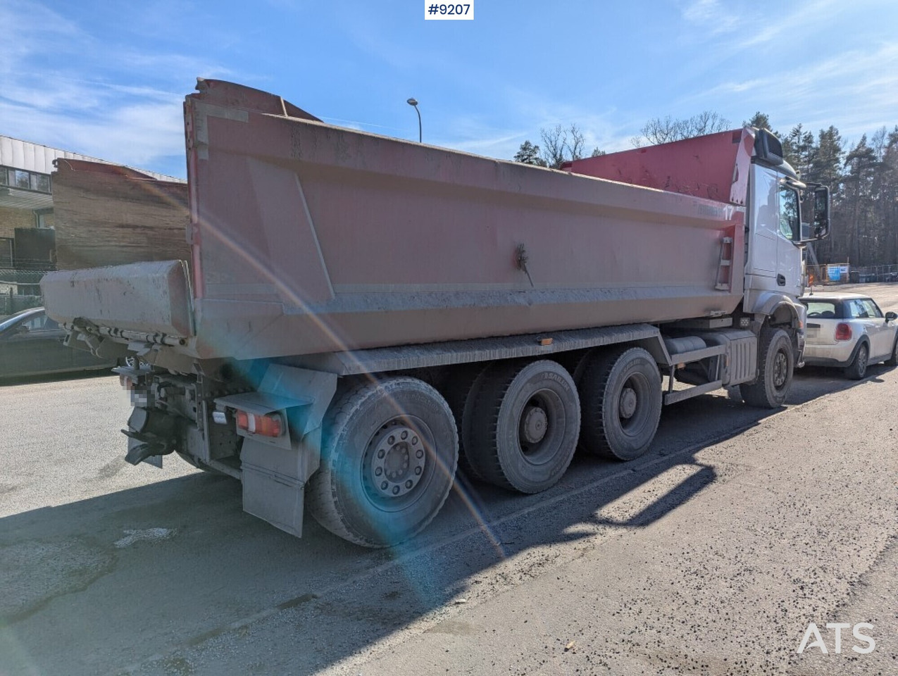 Dump / tipper truck Mercedes Benz Arocs 3253 8X4 - Camión volquete: foto 3 Dump / tipper truck Mercedes Benz Arocs 3253 8X4 - Camión volquete: foto 3