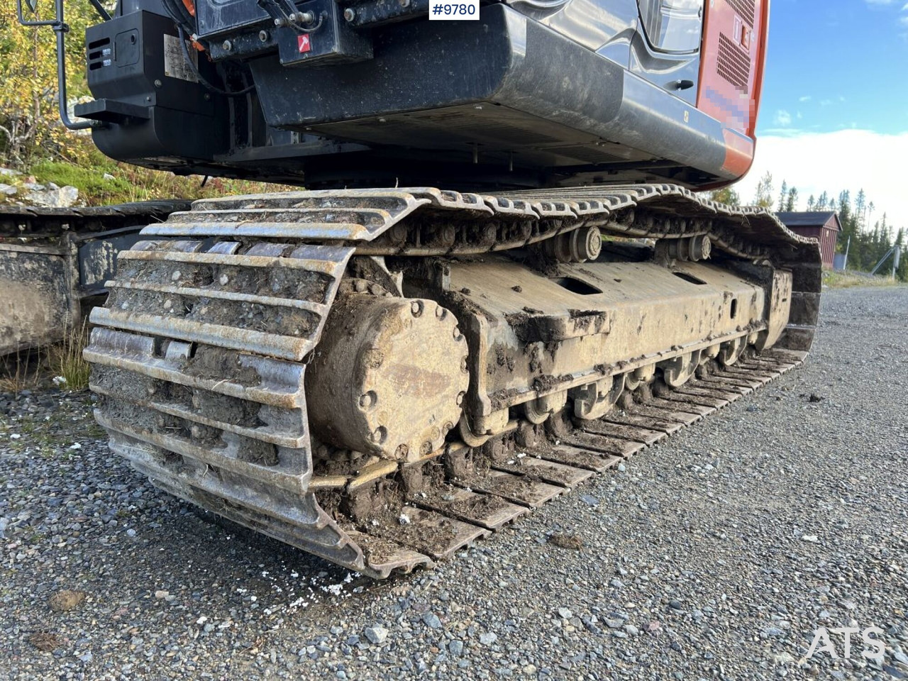 Excavadora de cadenas Hitachi ZX 225 US LC-L with excavation system and attachments: foto 15