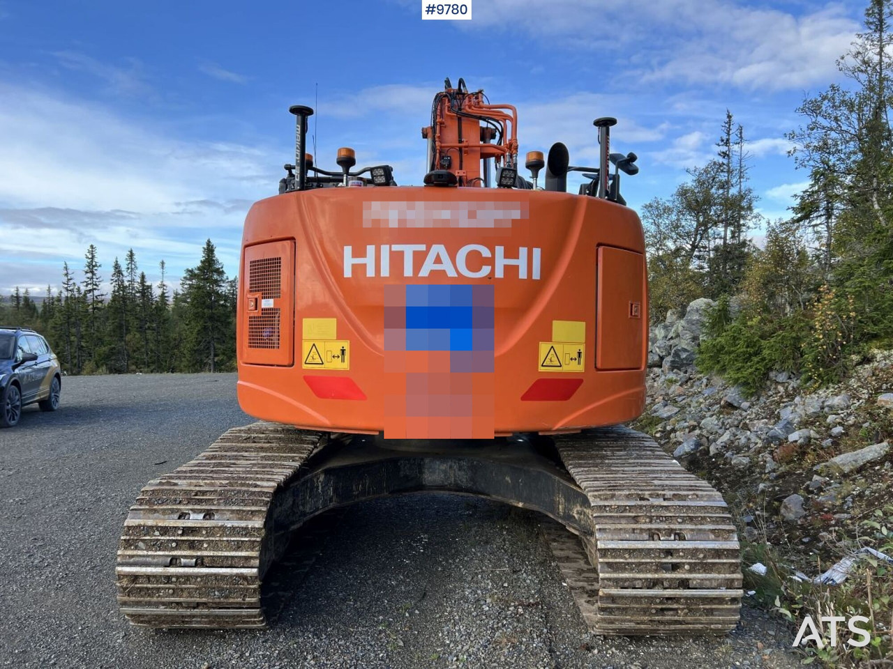 Excavadora de cadenas Hitachi ZX 225 US LC-L with excavation system and attachments: foto 10