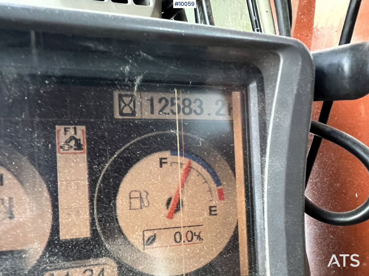 Excavadora de cadenas Hitachi ZX210LC-3 Excavator with rotor and tooth bucket: foto 17