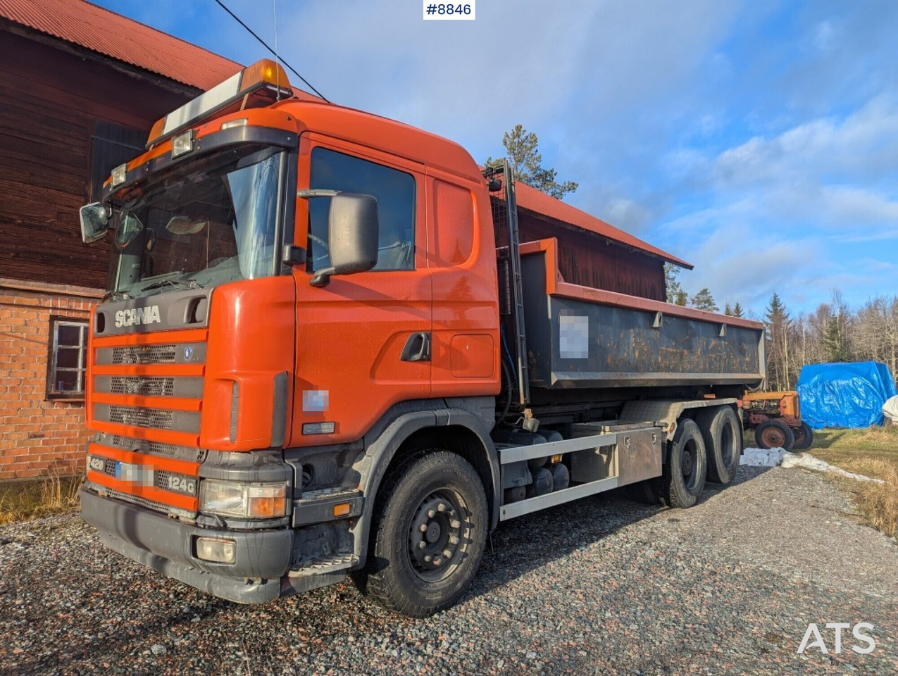 Hook Truck Scania R124BG 6x2 with gravel flatbed (SEE VIDEO) - Camión multibasculante: foto 1 Hook Truck Scania R124BG 6x2 with gravel flatbed (SEE VIDEO) - Camión multibasculante: foto 1