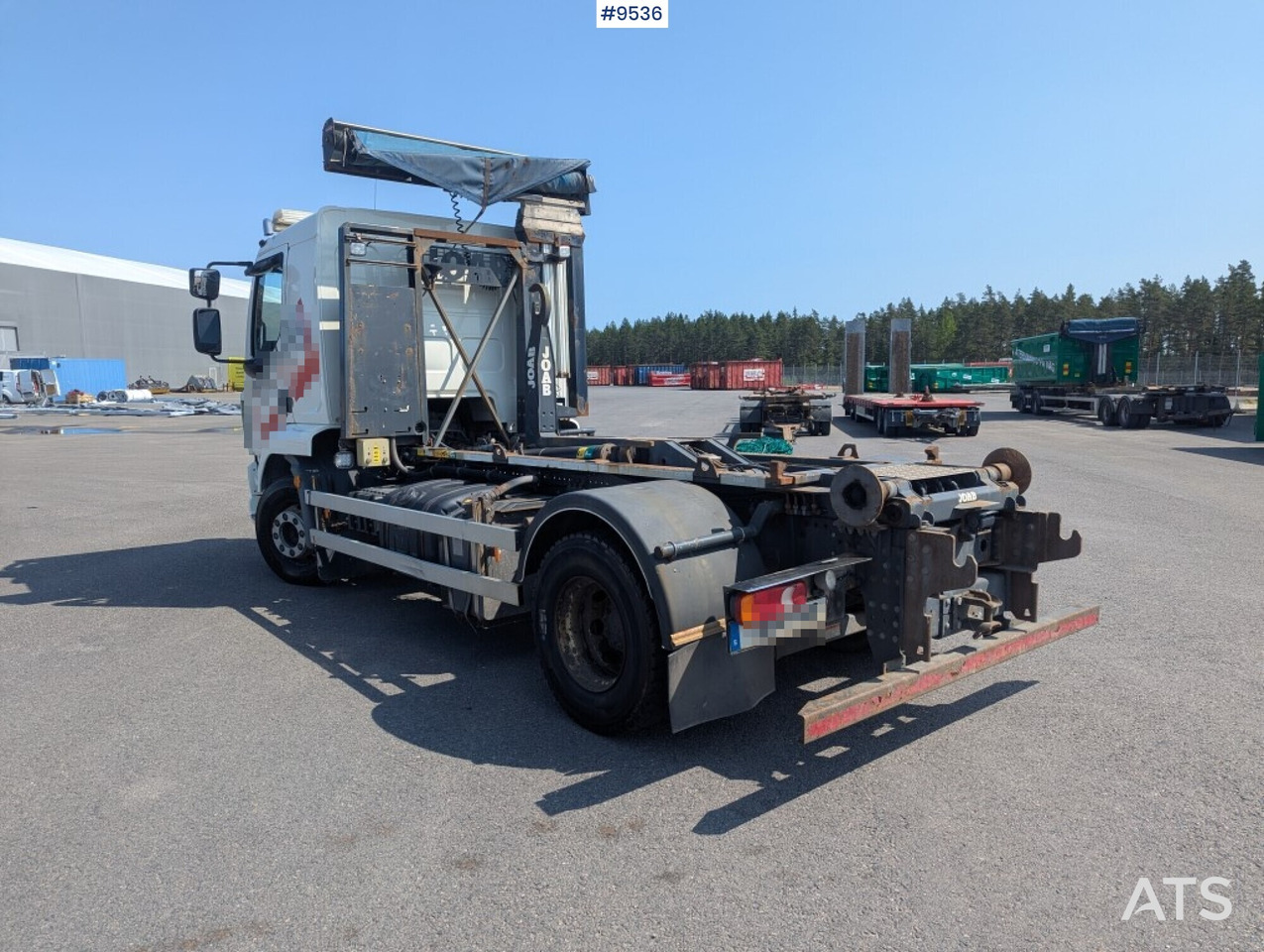 Hooklift Truck Daf FA LF260I - Camión multibasculante: foto 3 Hooklift Truck Daf FA LF260I - Camión multibasculante: foto 3