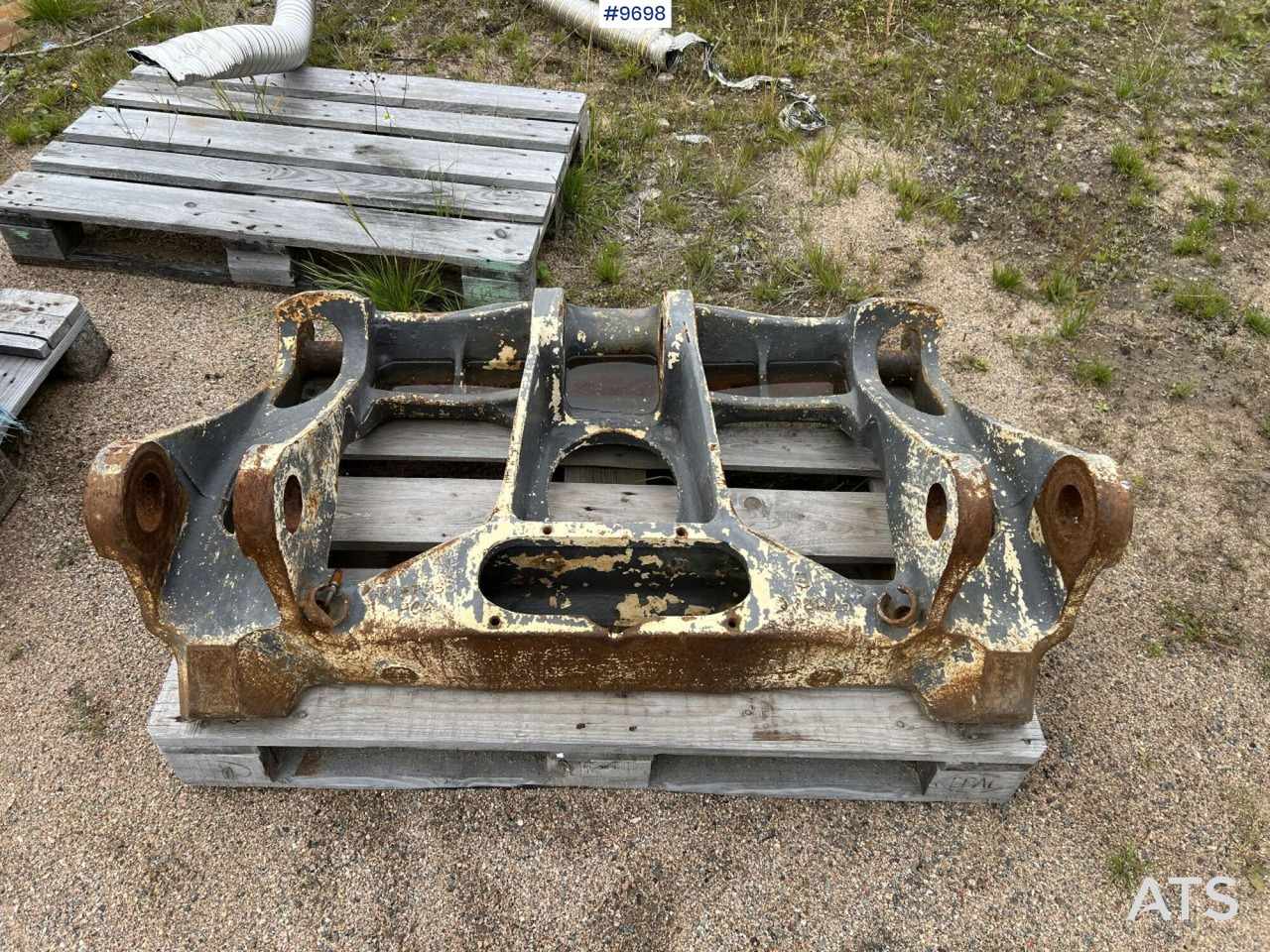 Volvo bracket - Implemento: foto 3 Volvo bracket - Implemento: foto 3