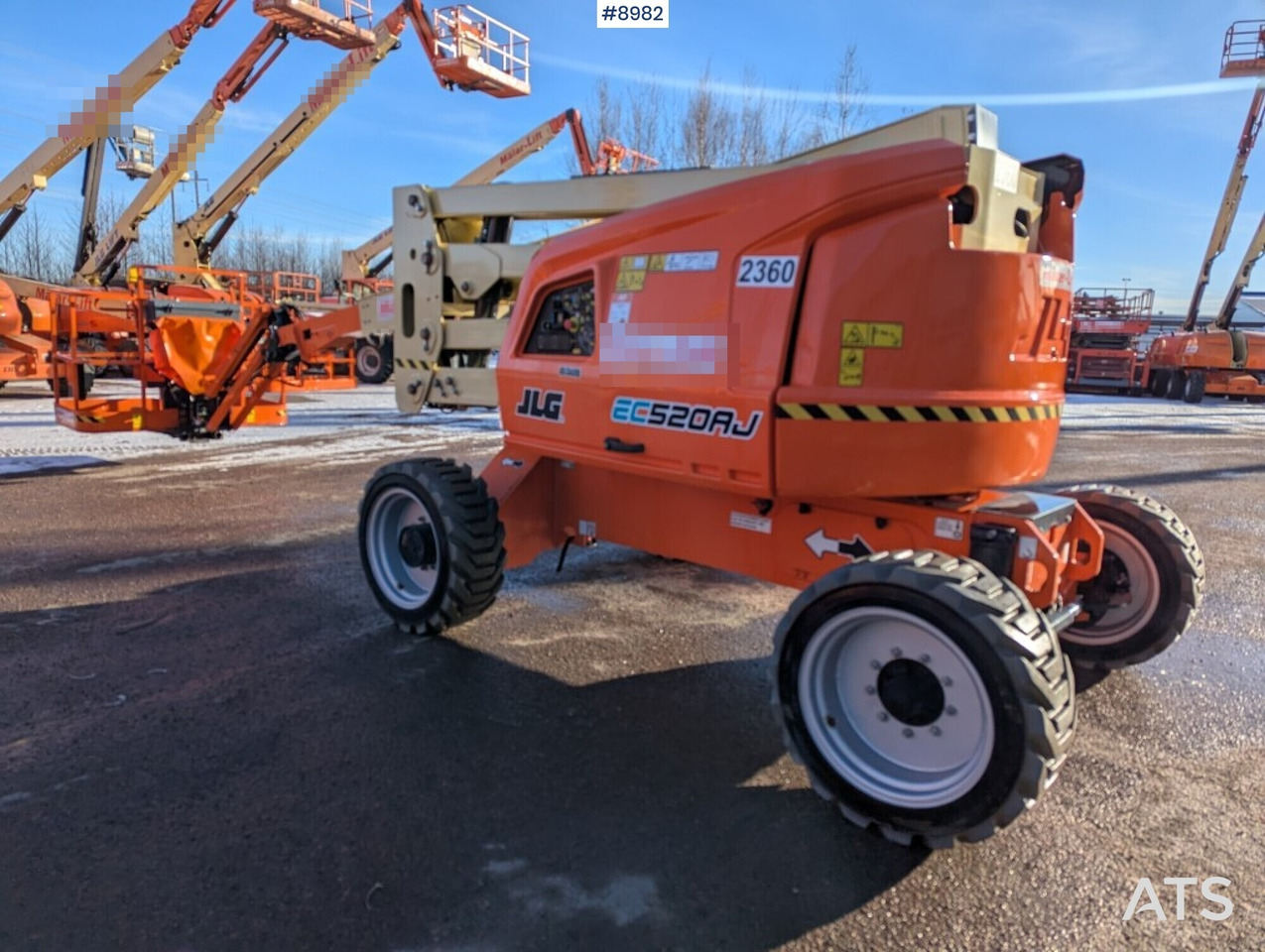 JLG LIFT EC520AJ Boom lift - Plataforma elevadora: foto 2 JLG LIFT EC520AJ Boom lift - Plataforma elevadora: foto 2