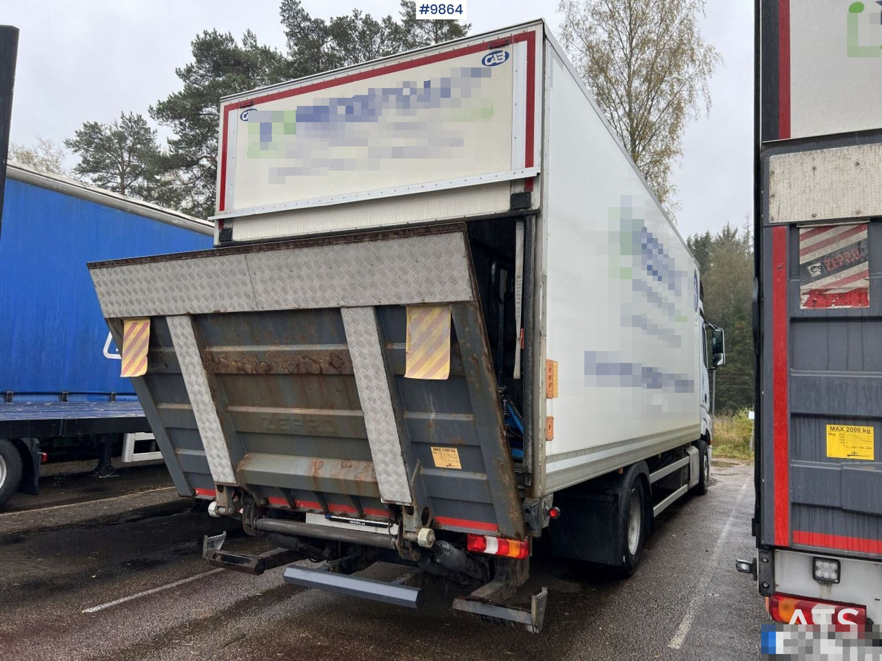 MERCEDES-BENZ ACTROS 963-0-A Box truck with tail lift - Camión caja cerrada: foto 3 MERCEDES-BENZ ACTROS 963-0-A Box truck with tail lift - Camión caja cerrada: foto 3