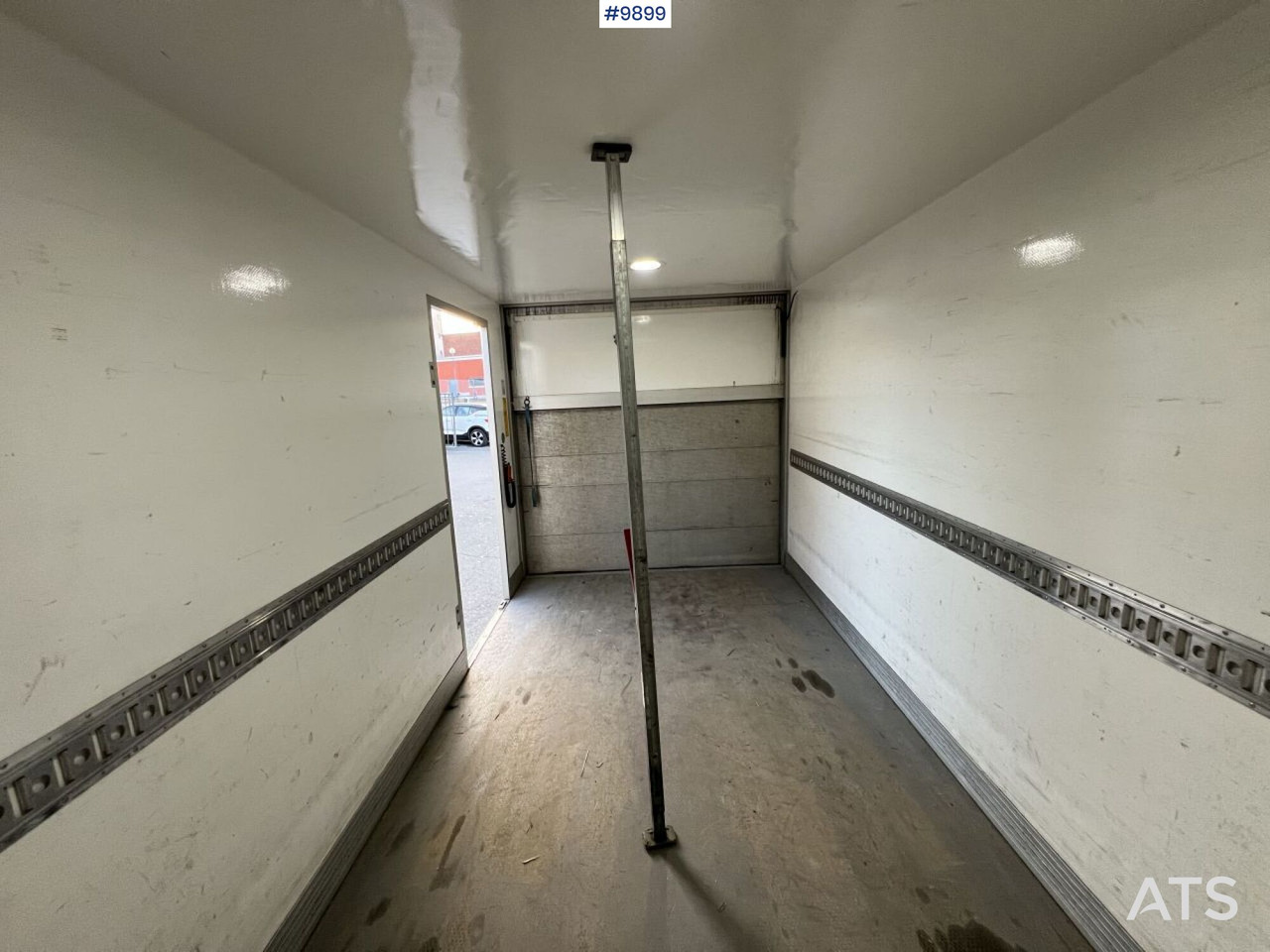 Furgoneta caja cerrada Mercedes Benz Sprinter Skåpbil med bakgavellyft: foto 6