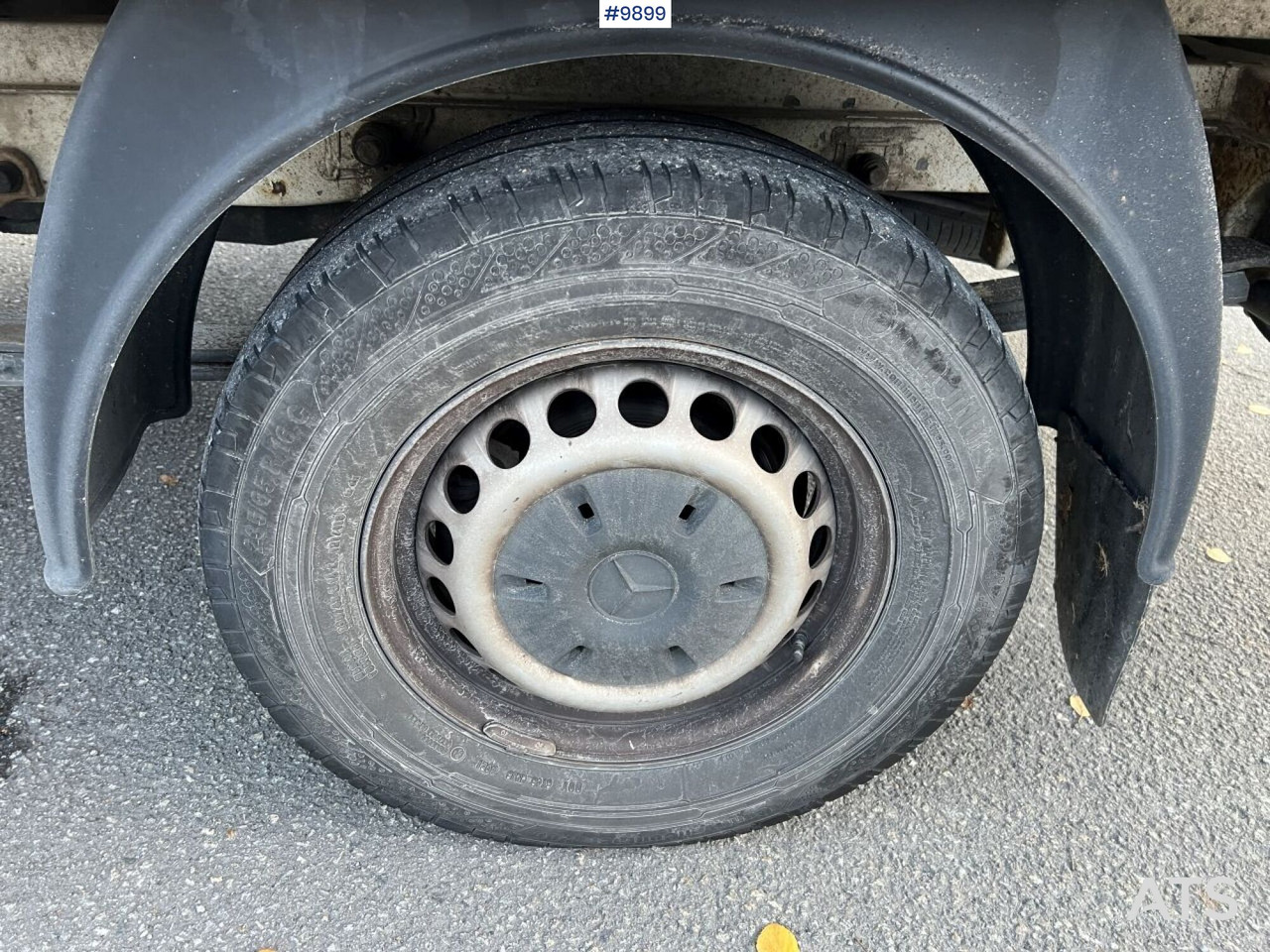 Furgoneta caja cerrada Mercedes Benz Sprinter Skåpbil med bakgavellyft: foto 16