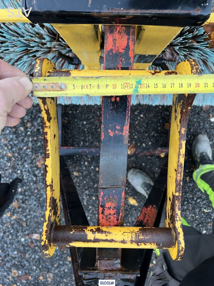 P.Olsson's sweeper for crane truck - Barredora cucharón: foto 5 P.Olsson's sweeper for crane truck - Barredora cucharón: foto 5