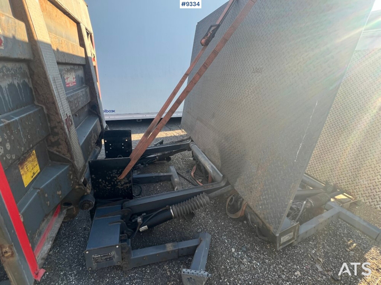 Tail Lift- Zepro- Z2000-175MA - Trampilla elevadora: foto 5 Tail Lift- Zepro- Z2000-175MA - Trampilla elevadora: foto 5