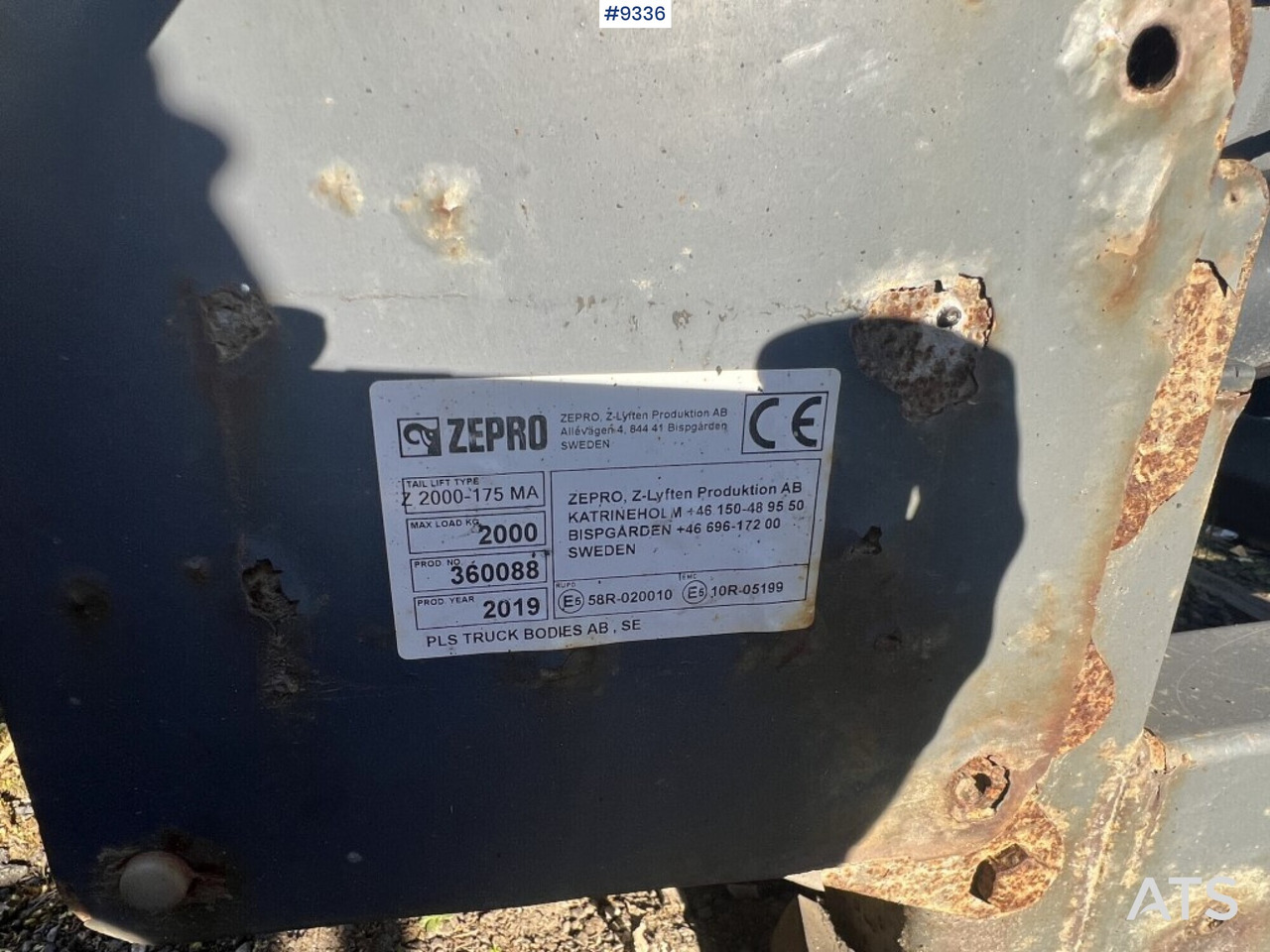 Tail Lift Zepro Z2000-175MA - Trampilla elevadora: foto 5 Tail Lift Zepro Z2000-175MA - Trampilla elevadora: foto 5