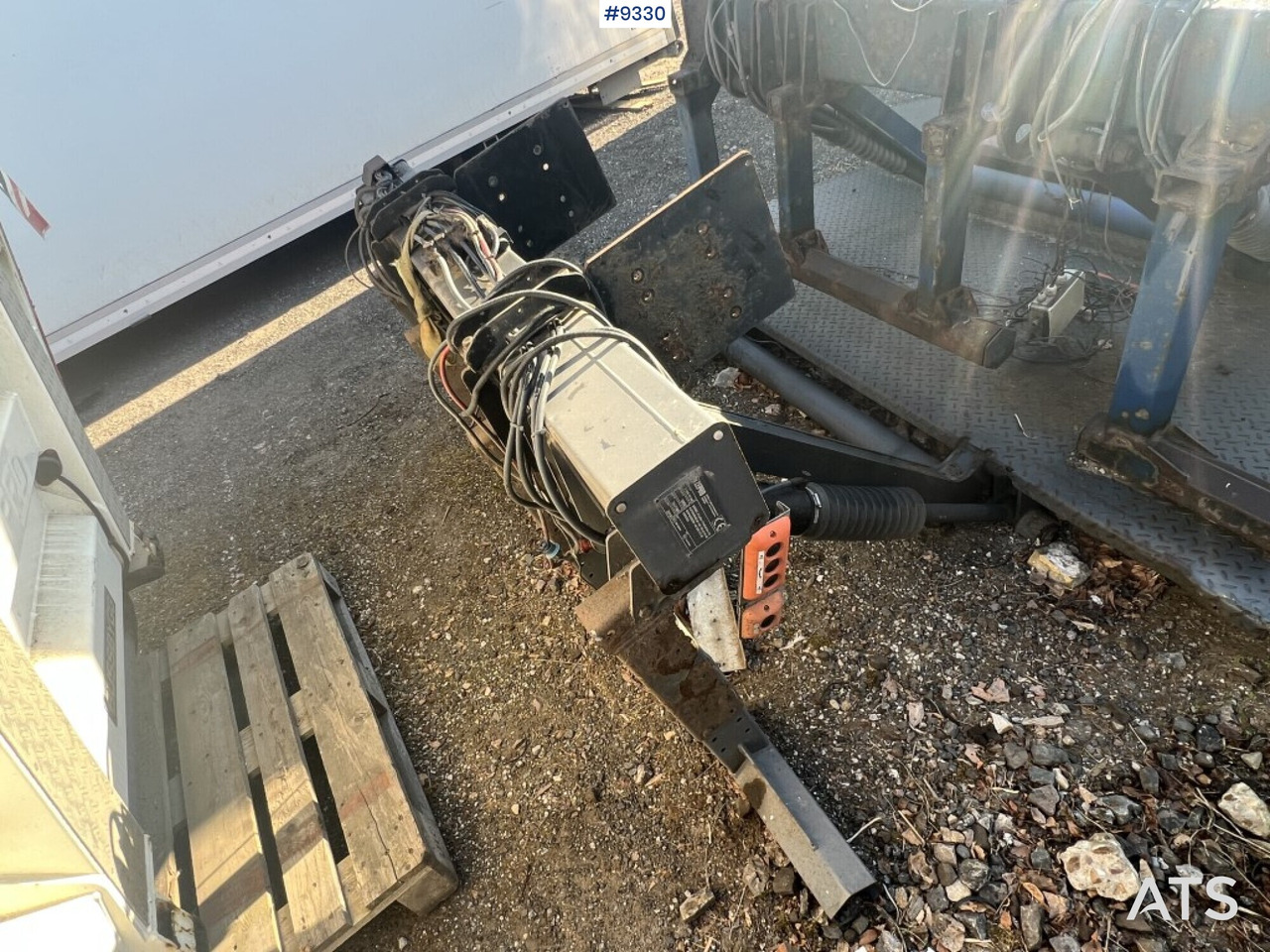 Tail lift Zepro Z2000-175MA - Trampilla elevadora: foto 4 Tail lift Zepro Z2000-175MA - Trampilla elevadora: foto 4