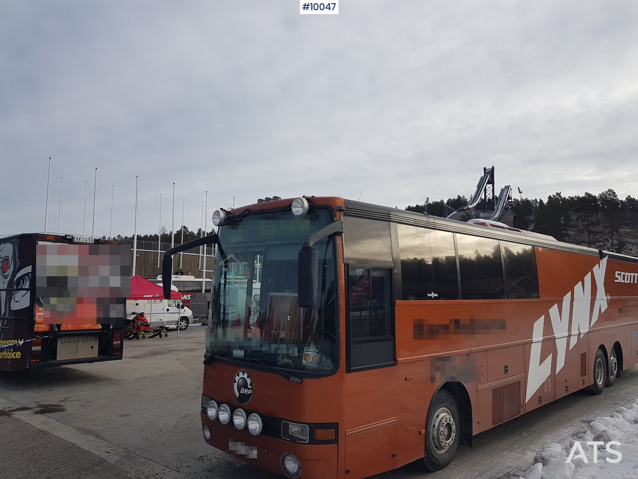VOLVO B10M-70B Motorhome / Snowmobile bus with rear lift - Cámper: foto 3 VOLVO B10M-70B Motorhome / Snowmobile bus with rear lift - Cámper: foto 3