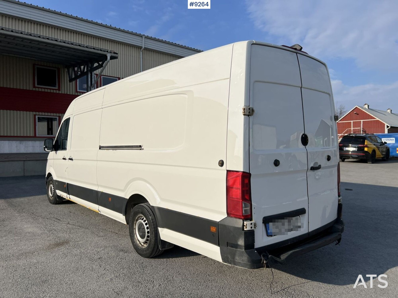 Volkswagen Crafter Maxiskåp Box Truck - Camión caja cerrada: foto 2 Volkswagen Crafter Maxiskåp Box Truck - Camión caja cerrada: foto 2