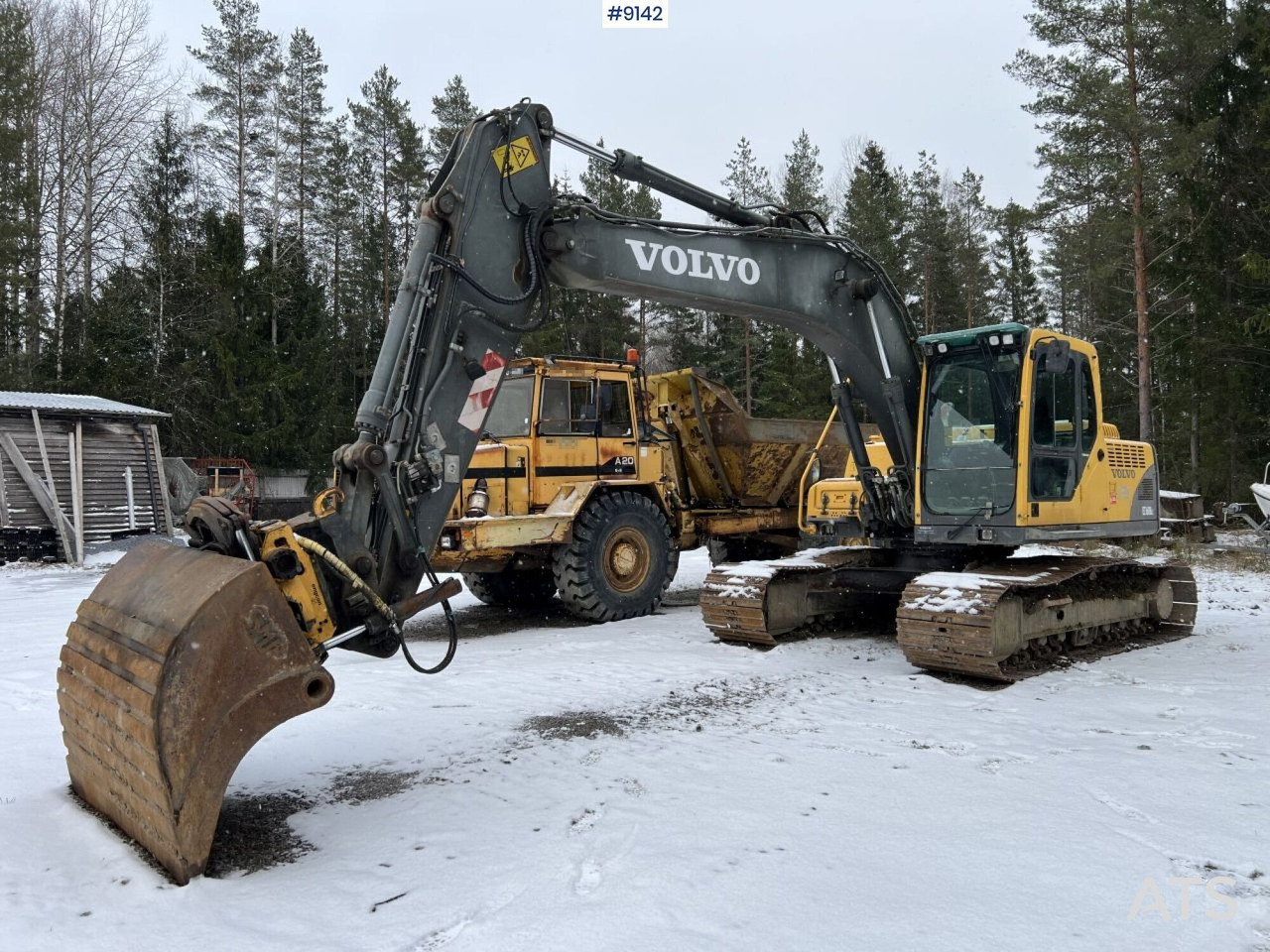 Volvo EC160BLC with rotor and bucket - Excavadora: foto 1 Volvo EC160BLC with rotor and bucket - Excavadora: foto 1