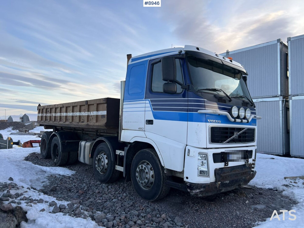 Volvo FH 12 8*2 Hooklift - REPAIR OBJECT - Camión multibasculante: foto 1 Volvo FH 12 8*2 Hooklift - REPAIR OBJECT - Camión multibasculante: foto 1