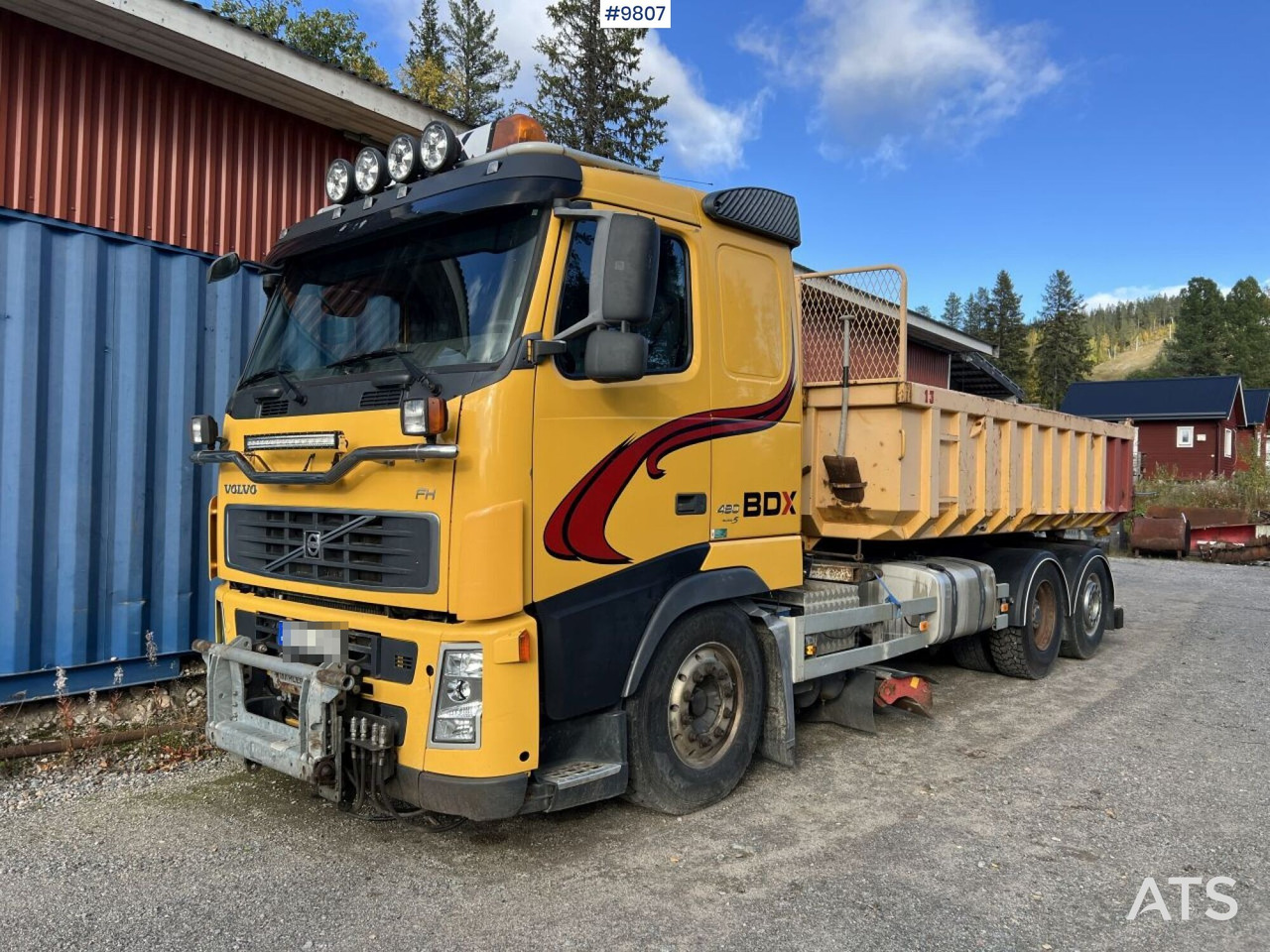 Volvo FH-480 6*2 with LAXO-Quick lock and plow equipment - Camión volquete: foto 1 Volvo FH-480 6*2 with LAXO-Quick lock and plow equipment - Camión volquete: foto 1