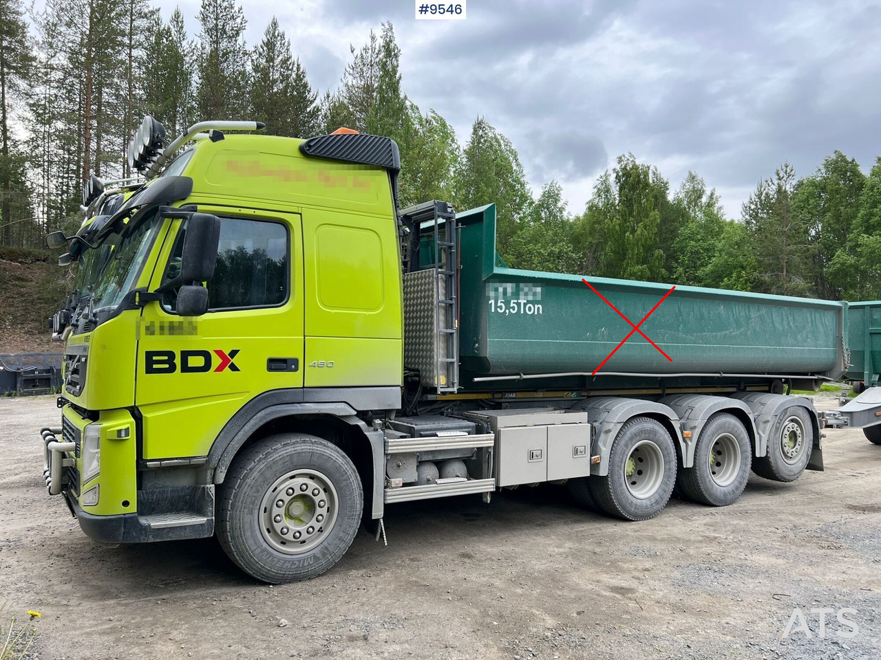 Volvo FM 8*4 Tridem Lastväxlare - Camión multibasculante: foto 1 Volvo FM 8*4 Tridem Lastväxlare - Camión multibasculante: foto 1