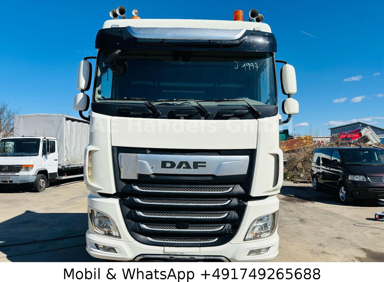 Cabeza tractora nuevo DAF XF 530 SC BL PXP 4x4 *Retarder/Hydr./Standklima: foto 8
