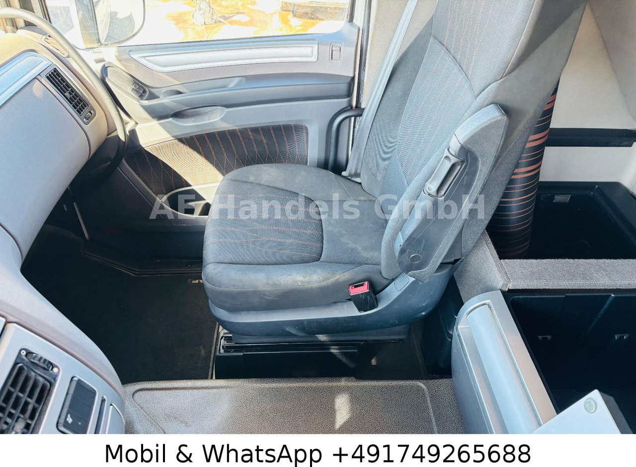 Cabeza tractora nuevo DAF XF 530 SC BL PXP 4x4 *Retarder/Hydr./Standklima: foto 22