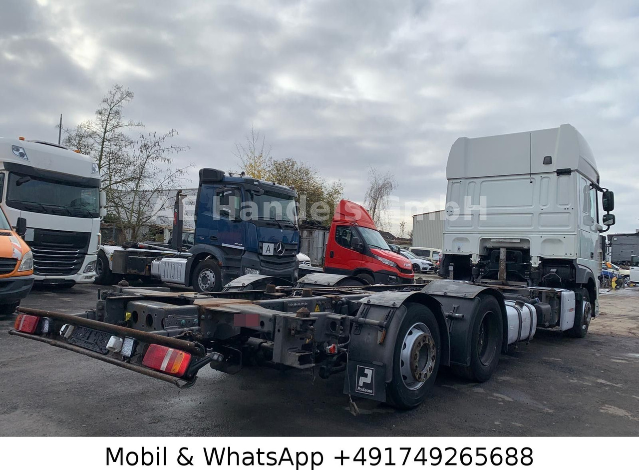 DAF XF 460 SSC LL BDF *Liftachse/ACC/LDW/2xTank/AHK - Camión portacontenedore/ Intercambiable: foto 2 DAF XF 460 SSC LL BDF *Liftachse/ACC/LDW/2xTank/AHK - Camión portacontenedore/ Intercambiable: foto 2
