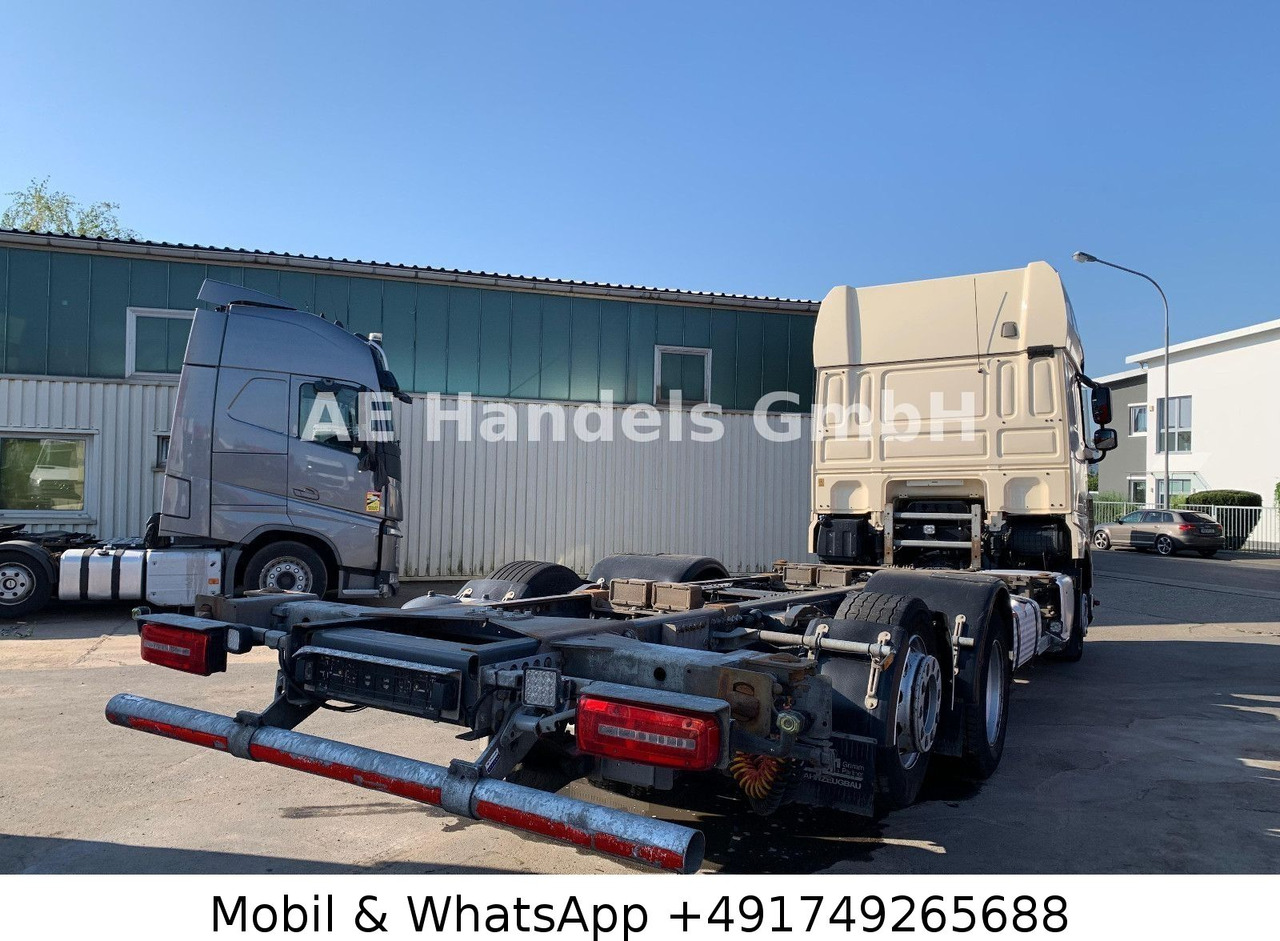 DAF XF 480 SSC LL BDF *Retader/2xTank/ACC/Lift/AHK - Camión portacontenedore/ Intercambiable: foto 2 DAF XF 480 SSC LL BDF *Retader/2xTank/ACC/Lift/AHK - Camión portacontenedore/ Intercambiable: foto 2