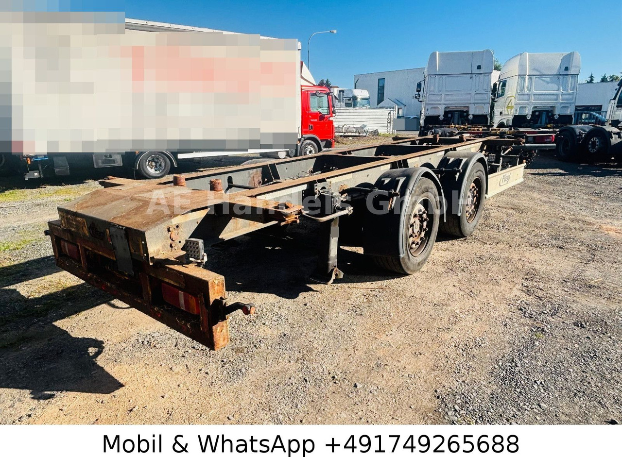 Fliegl TWP 180 Tandem BDF Tiefgekoppelt *Scheibenbremse - Remolque portacontenedore/ Intercambiable: foto 3 Fliegl TWP 180 Tandem BDF Tiefgekoppelt *Scheibenbremse - Remolque portacontenedore/ Intercambiable: foto 3